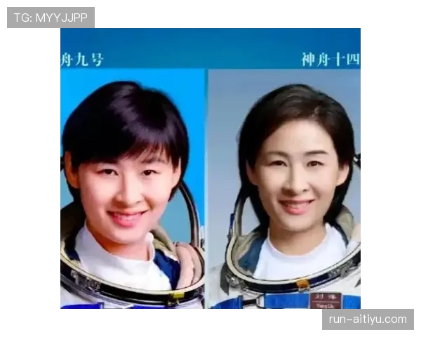 航天员刘洋穿拖鞋挤小区电梯，屏幕女神瞬间下线